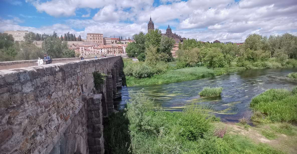Salamanca: Guided Sightseeing Tour by Bicycle - Tour Highlights