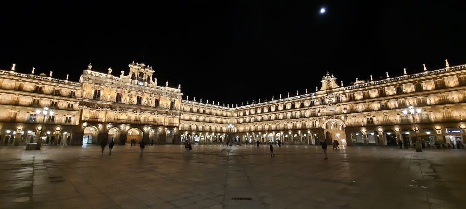Salamanca: Legends and Stories Private Night Walking Tour - Tour Highlights