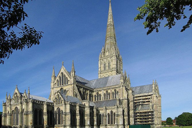 Salisbury and Stonehenge Day Tour From Southampton - Departure Details