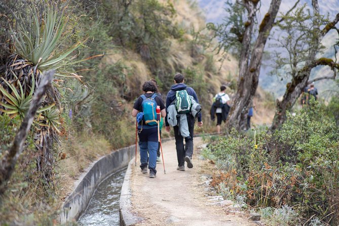 Salkantay Trek to Machu Picchu: 5-Day Tour - Packing Essentials