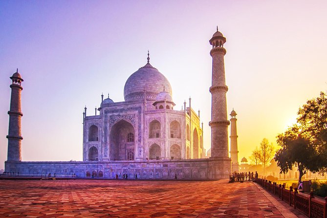 Same Day Taj Mahal and Agra Tour From Ahmedabad With Flights - Flight Details