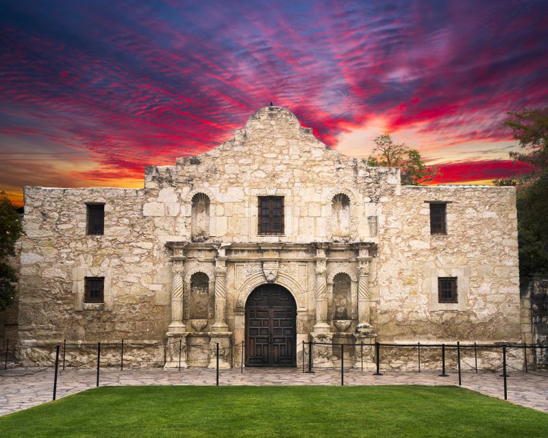 San Antonio: Guided Haunted Pub Crawl - Tour Itinerary