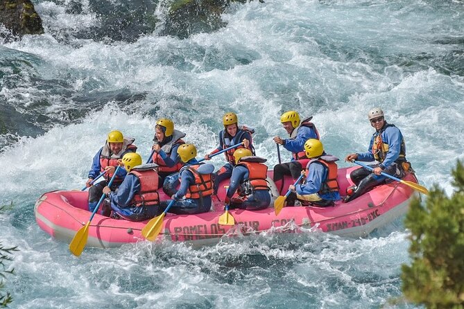 San Martin De Los Andes to Rio Chimehuin Whitewater Rafting - Group Size and Instruction