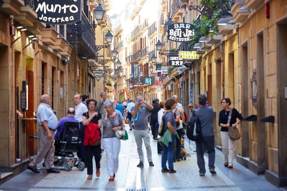 San Sebastián: Private Walking Historic & Cultural Tour - Experience Highlights