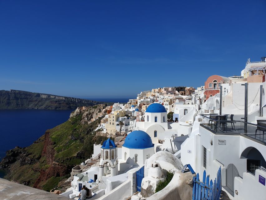 Santorini: Caldera Hiking Tour From Fira to Oia - Multilingual Support and Group Size