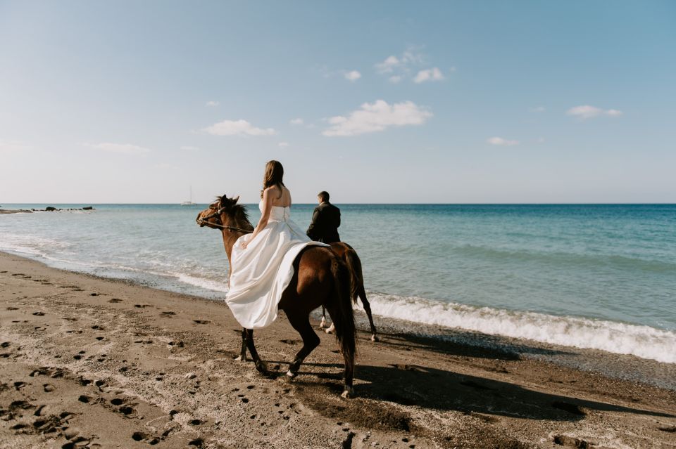 Santorini: Exclusive Private Horse Riding With Picnic - Booking Information