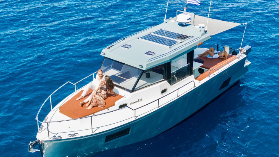 Santorini: Private Diamond 36 Motor Yacht Caldera Cruise - Key Information