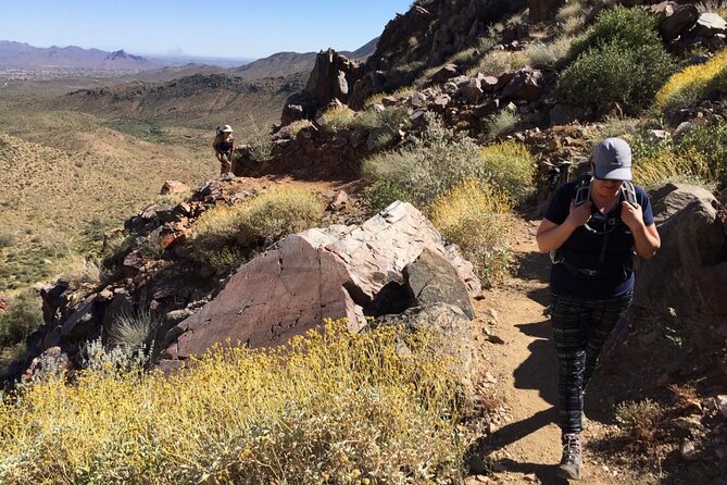 Scottsdale Desert Classic Hiking Adventure - Trailside Refreshments With a View