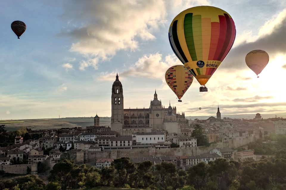 Segovia: Private Balloon Ride for 2 With Cava and Breakfast - Important Information for Participants