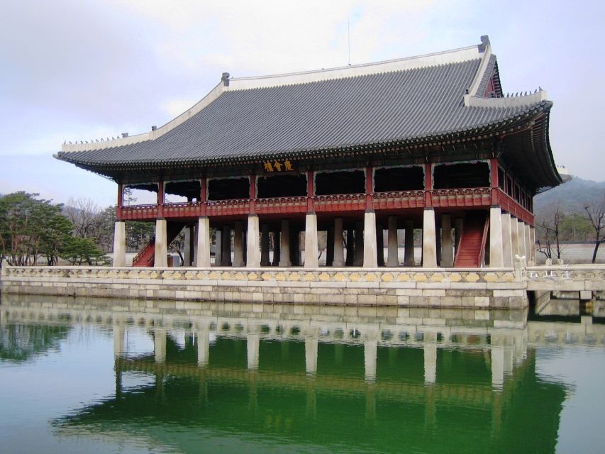 Seoul: Full-Day Royal Palace and Shopping Tour - Pickup and Flexibility Details