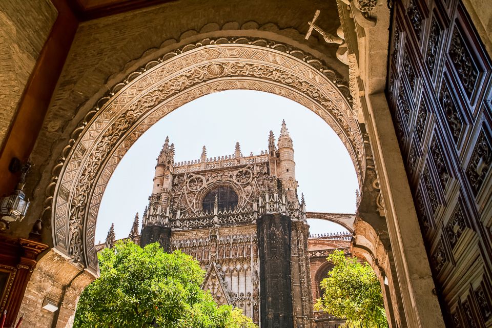 Seville Cathedral and Giralda: Skip-the-Line Ticket - Experience Highlights