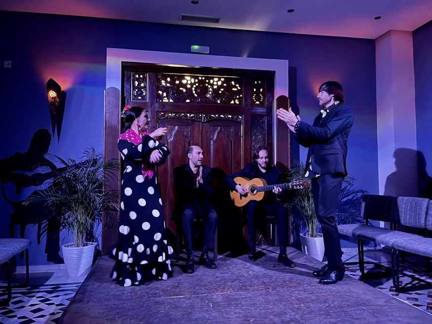 Seville: Flamenco Show at Tablao Almoraima in Triana - Experience Highlights