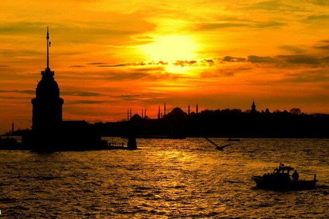 Short Guided Bosphorus Sunset Cruise - Meeting Point and Guide Introduction