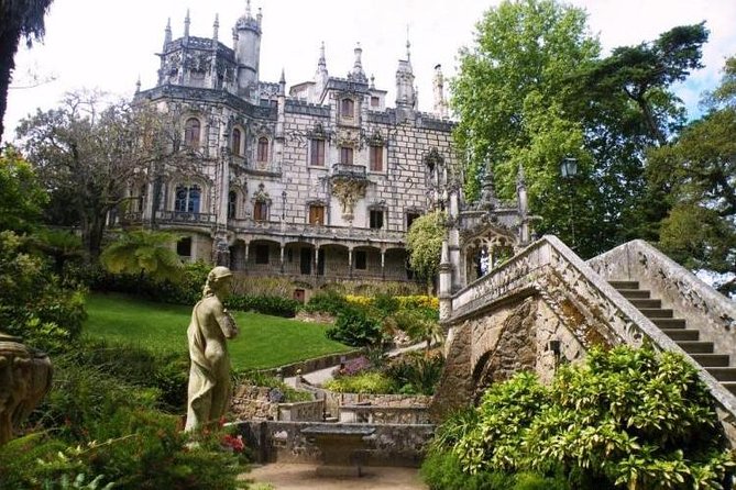 Sintra: Private Guided Tour National Palace and Quinta Da Regaleira - Itinerary Details