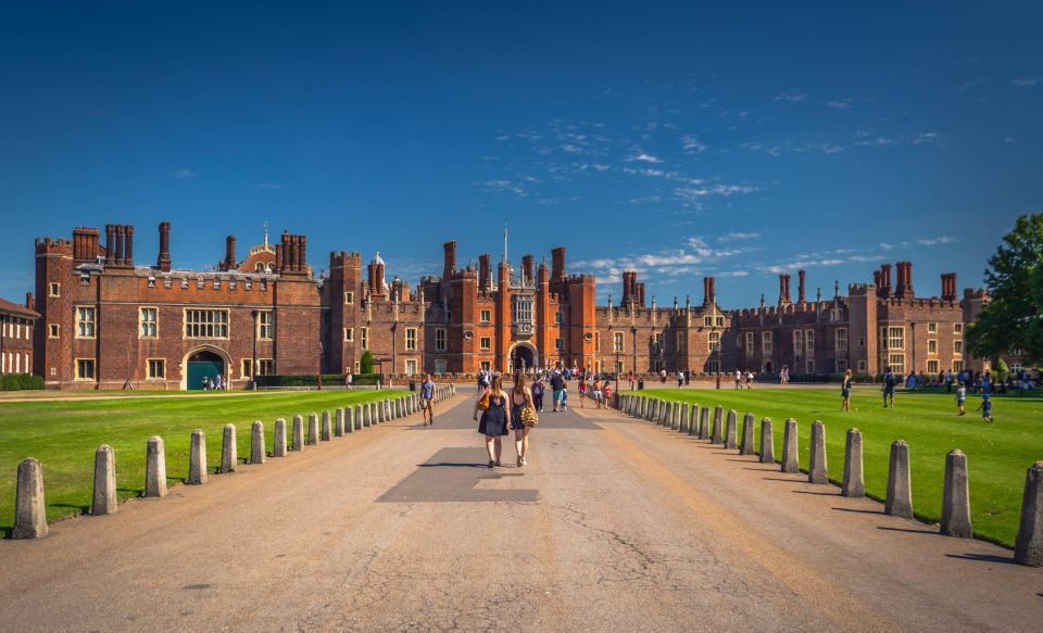Skip-The-Line Hamptoncourtpalace Guided Day Trip From London - Activity Highlights