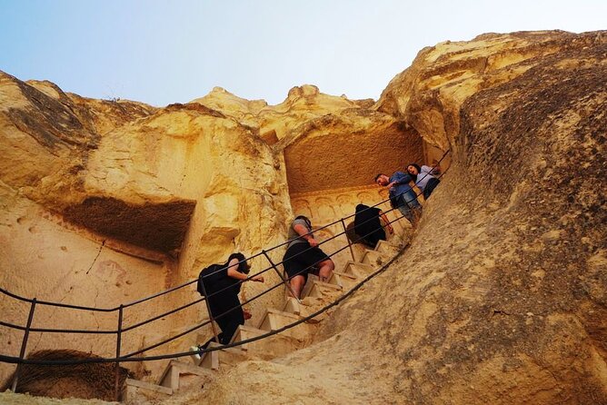 Small Group Red Tour Experience in Cappadocia - Group Size and Dynamics