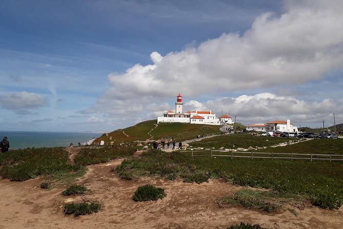 Small Group Tour - the Beautiful Cascais - Transportation and Guides