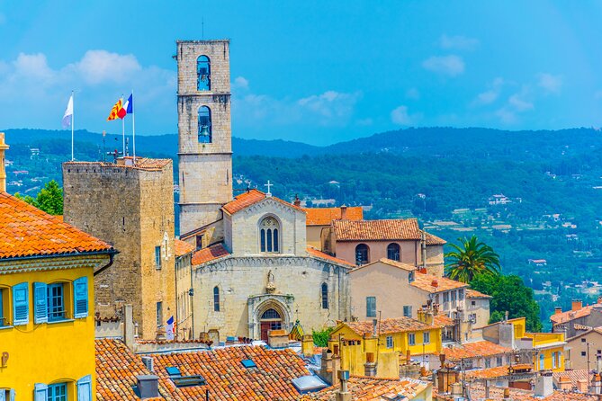 St. Tropez and Port Grimaud Sightseeing Tour From Cannes - Transportation Information