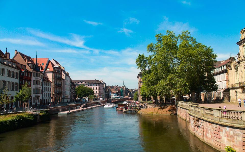 Strasbourg: Express Walk With a Local in 60 Minutes - Experience Details