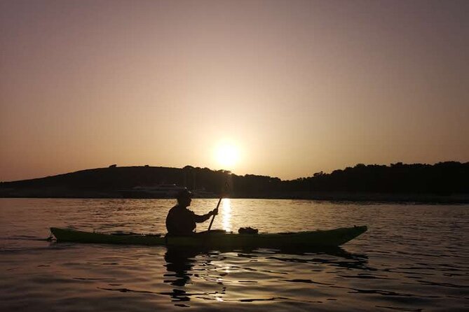 Sunset Kayak Tour in Hvar Town, Croatia - Participant Guidelines