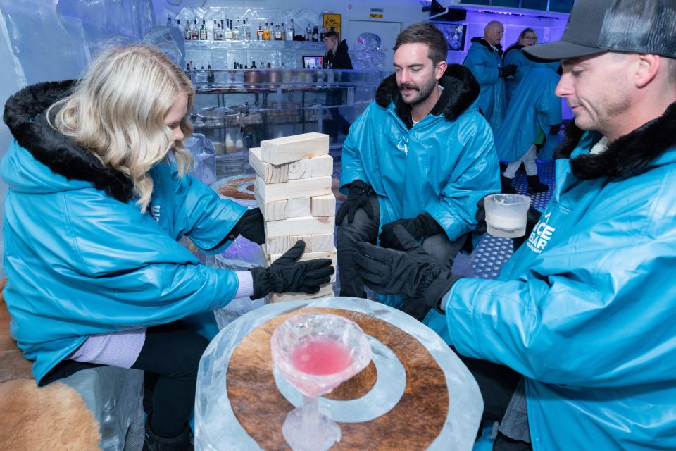 Surfers Paradise: IceBar Entry Ticket and Drink - Experience Highlights