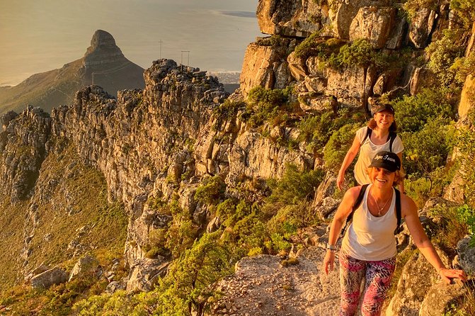 Table Mountain Walking Tour With Picnic, Yoga & Hike, Yoga Expert and More - Picnic Details and Inclusions