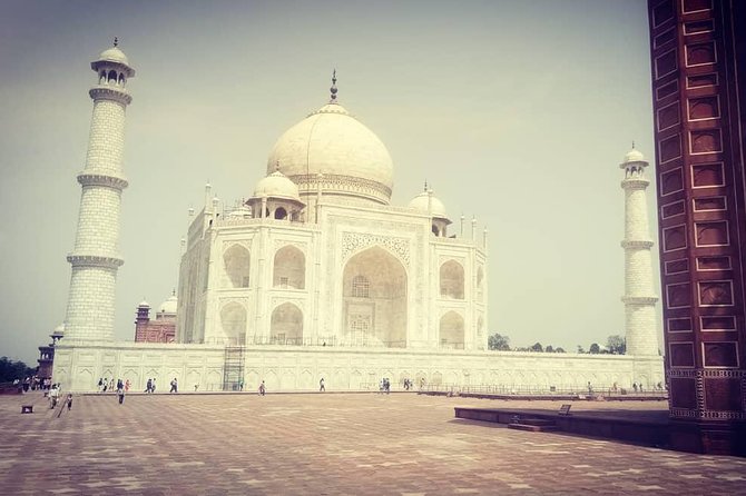 Taj Mahal & Agra Tour From Delhi By Fastest Train - Train Details