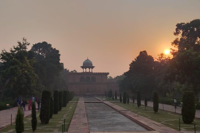 Taj Mahal Sunrise Tour From Delhi - Itinerary Overview