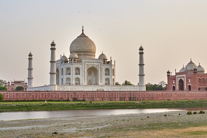 Taj Mahal Tour From Delhi By Car - Inclusions