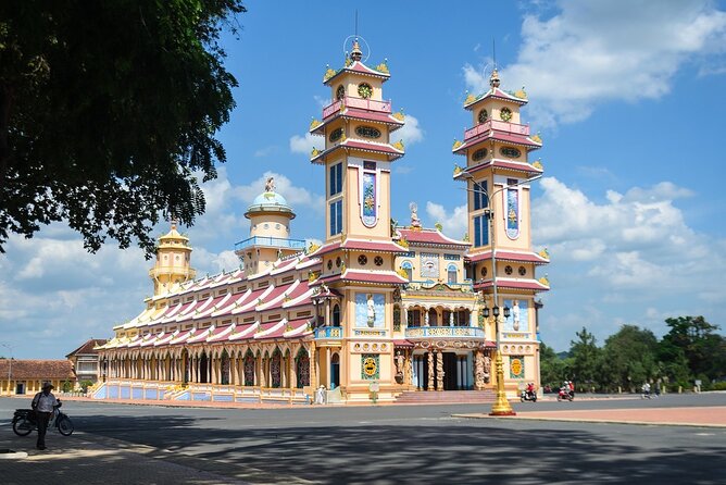 Tay Ninh Holy See - Cable Car & Cu Chi Tunnels Small Group Tour - Inclusions and Exclusions