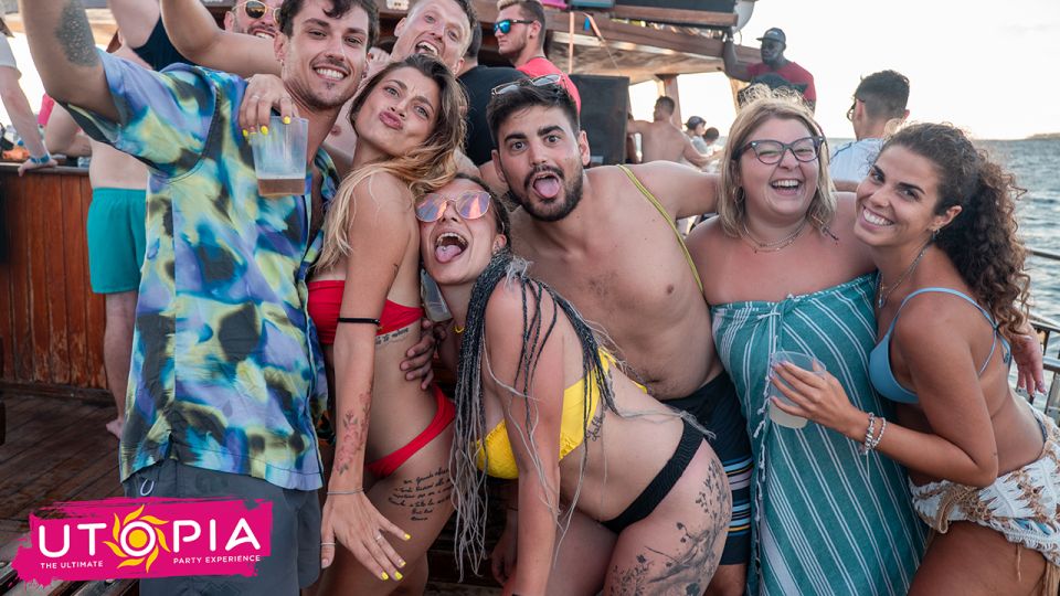 Tenerife: Boat Party With Open Bar and DJs - Activity Experience