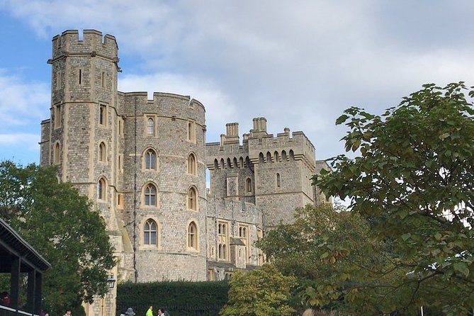 The Crown Netflix TV London and Windsor Castle Full Day Private Tour - Accessibility Information