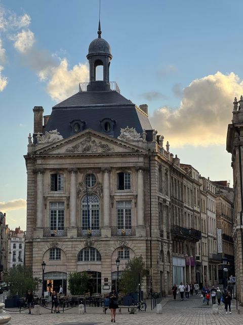 The Essential in Bordeaux, Private Tour With a Local - Booking Information