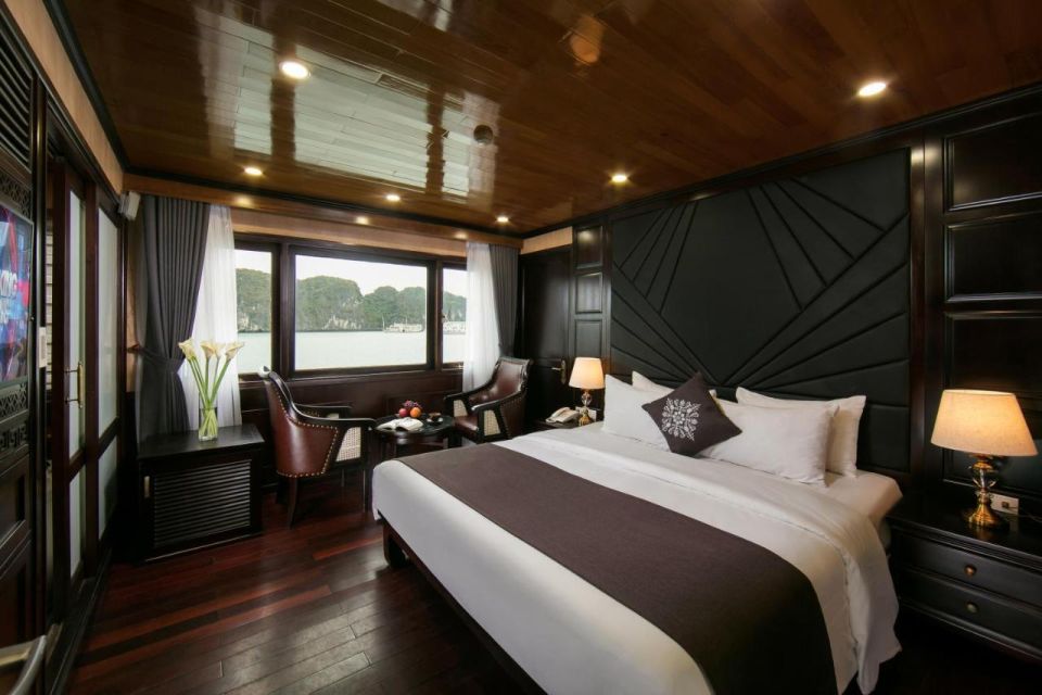 The Queen 5 Star Cruise - 2 Days Visiting Ha Long Bay - Full Day 1 Experience