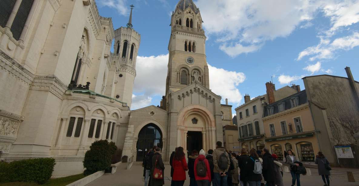 Theatrical Visit From Fourvière to Vieux-Lyon - Tour Description