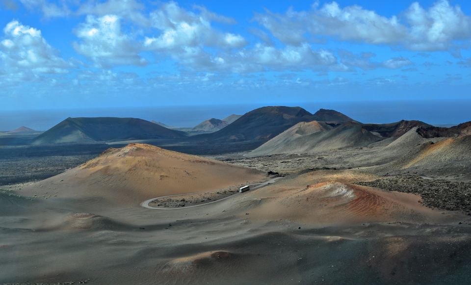 Timanfaya And El Golfo For Cruise Passengers (Mornings) - Multilingual Live Tour Guide