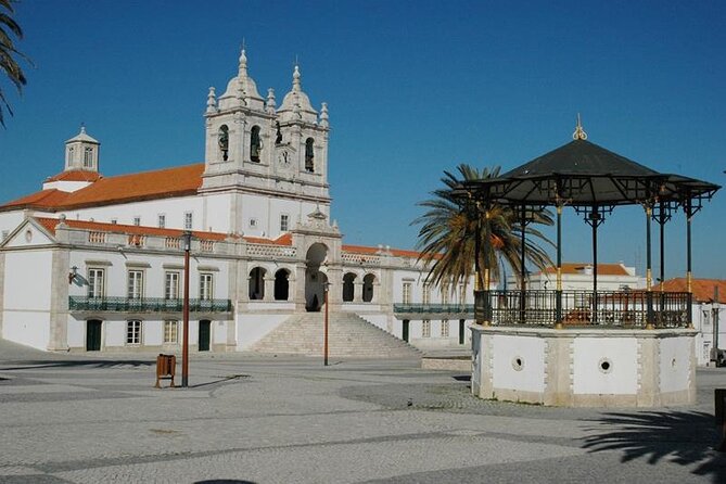 Tour Fatima Nazare Obidos and Batalha - Sightseeing Highlights