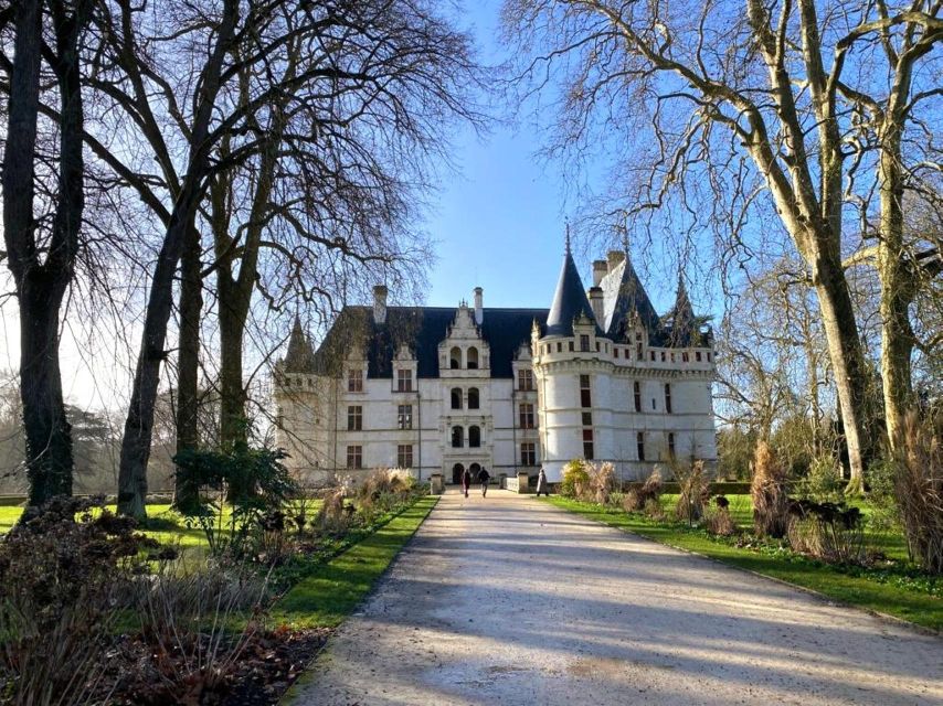 Tours: Chateaux Azay-le-Rideau and Villandry Morning Tour - Tour Highlights