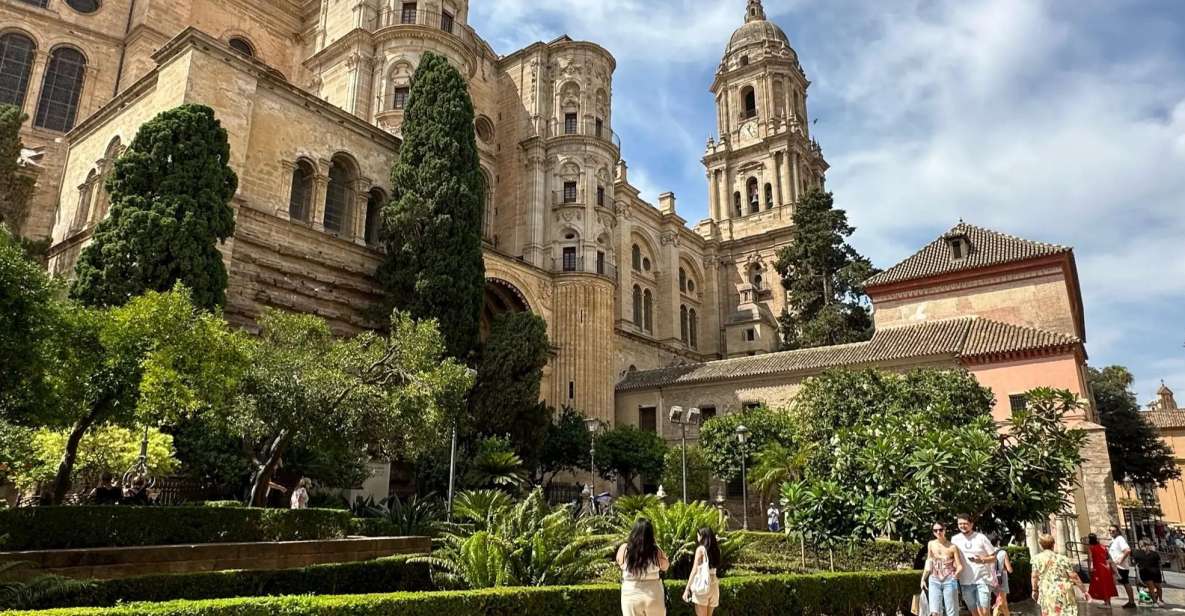 Ultimate Malaga: History and Tapas All Included - Exploring Malagas Architectural Marvels