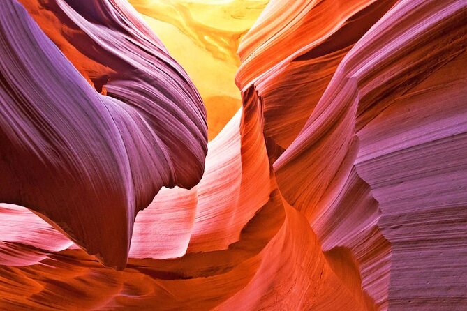 Upper or Lower Antelope Canyon & Horseshoe Bend Tour From Page - Experience Highlights