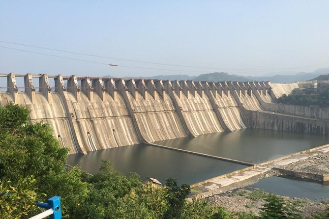 Vadodara to the Statue of Unity: Monumental Legacy Journey - Tour Duration and Inclusions