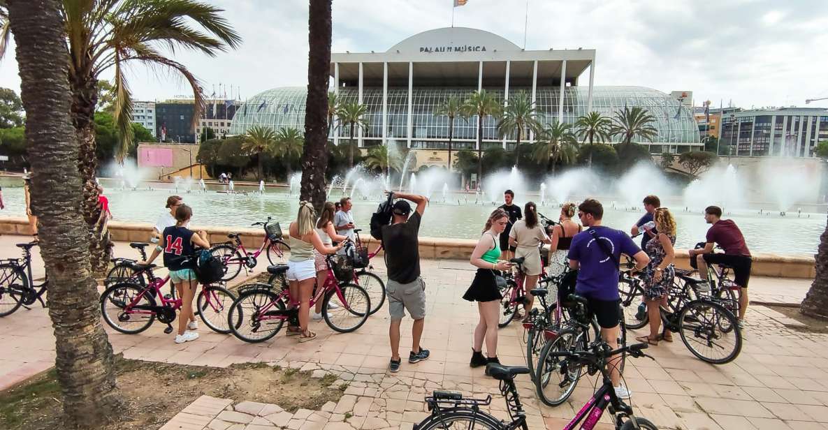 Valencia: City Highlights Guided Bike Tour - Private Group Tours and Itinerary Highlights