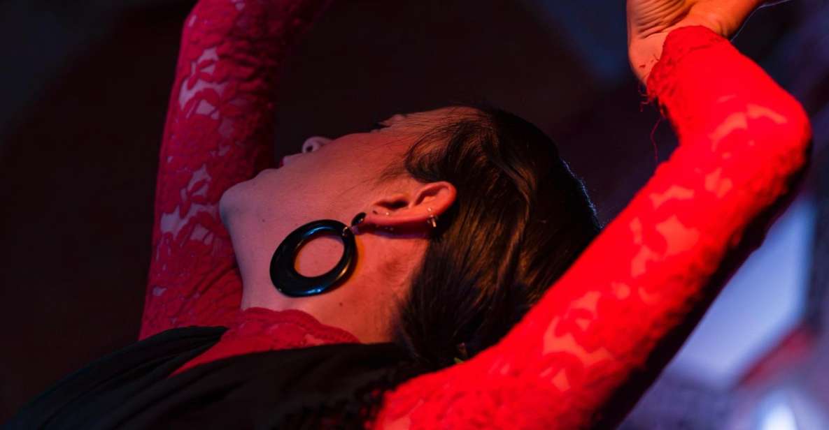 Valencia: Flamenco at Toro Y La Luna With Drinks or Dinner - Experience Highlights
