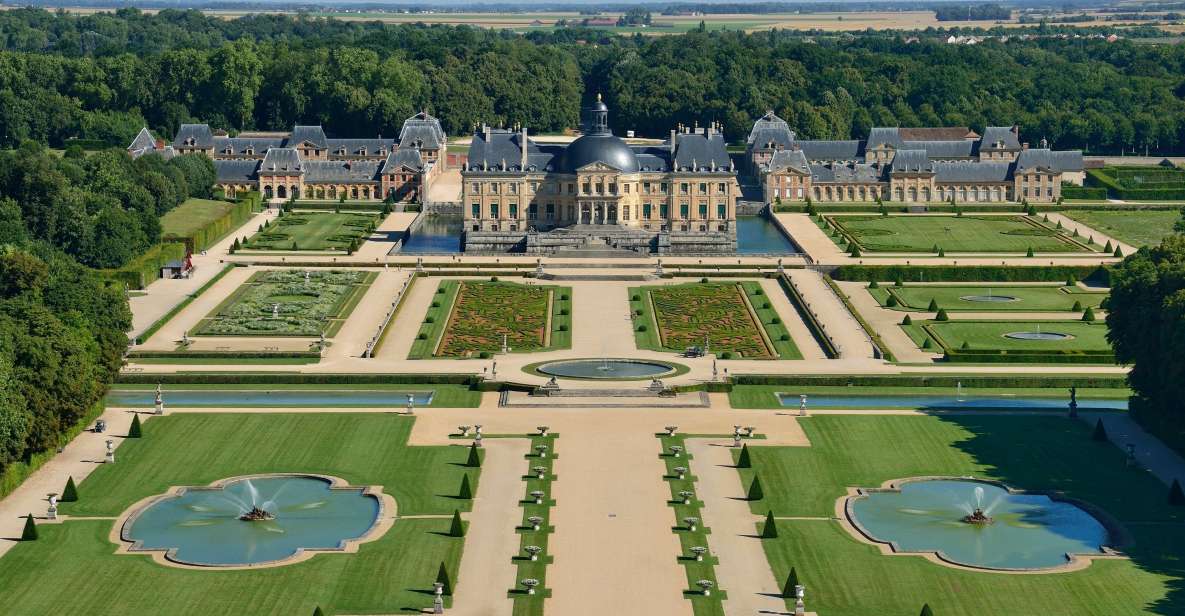 Vaux Le Vicomte Castle Entry Ticket and Chateaubus Transfer - Free Cancellation and Audio Guide