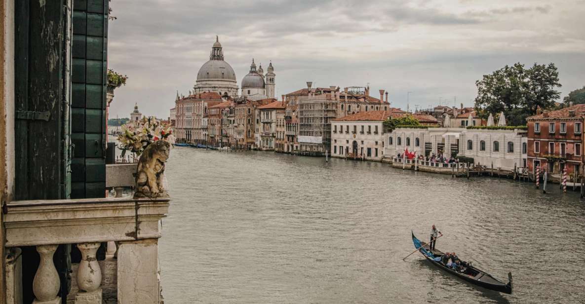 Venice: Gondola Ride and a Gala Dinner in a Venetian Palace - Duration and Rating