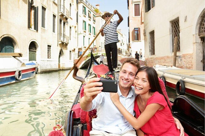 Venice Highlights With Local: Private Walking Tour & Gondola Ride - Itinerary Highlights