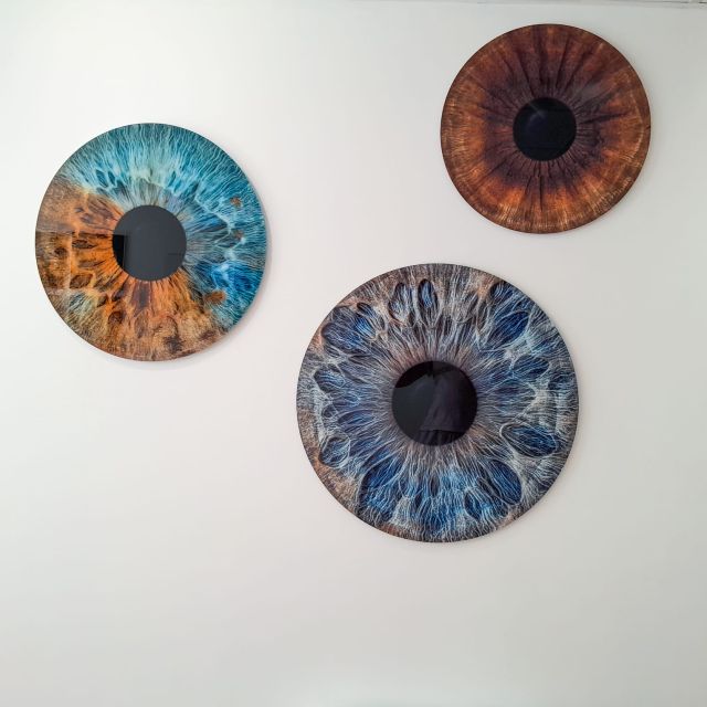 Versailles : We Create Art From Your Eyes - Activity Provider: Iris Photo Versailles