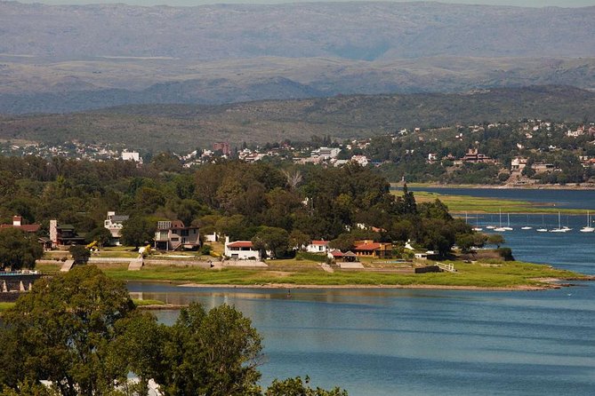 Villa Carlos Paz With San Roque Dam, Camino De Las Cien Curvas  - Córdoba - Tour Overview