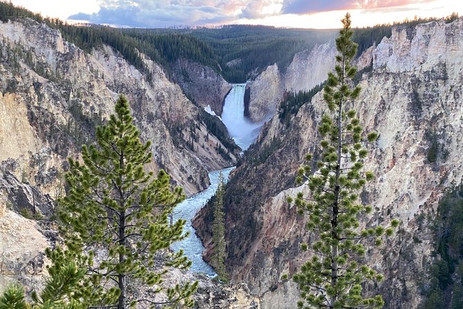 VIP Private Boutique Tour of Yellowstones Upper Loop - West Yellowstone, MT - Inclusions and Amenities