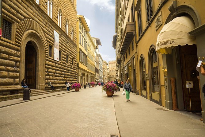 Walk in Florence Historic Center - Monument Visits